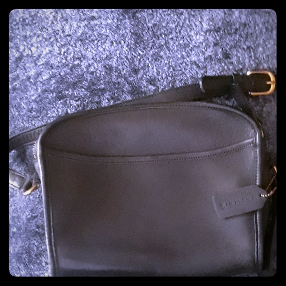 Vintage coach crossbody Purse